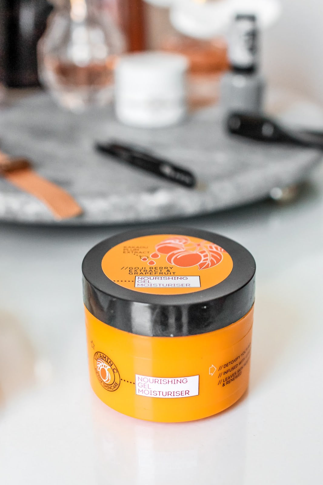 SUPERDRUG GRAPEFRUIT NOURISHING GEL MOISTURISER Swanky Beauty Supply