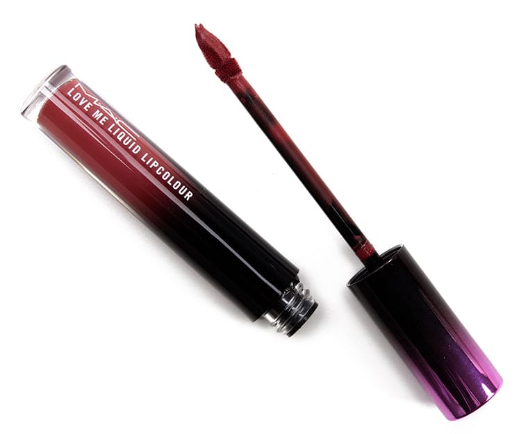 MAC BATED BREATH LOVE ME LIQUID LIPCOLOR